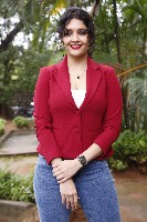 Actress Ritika Singh Gallery
